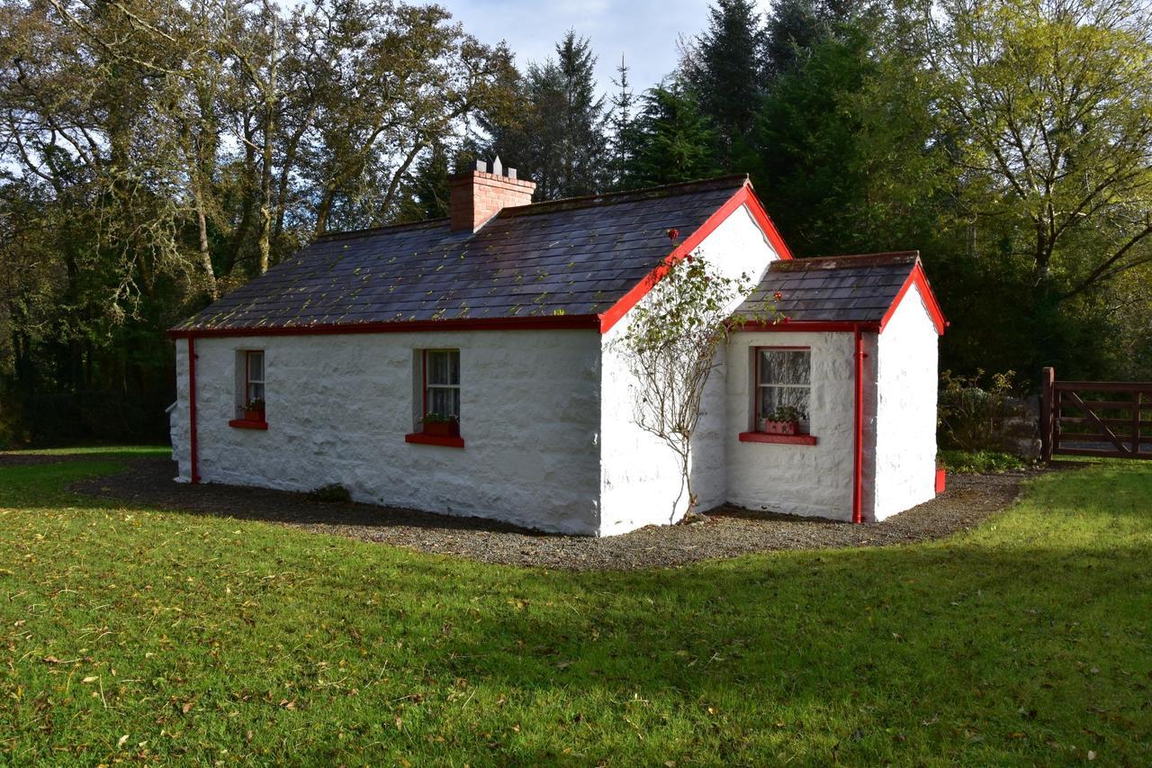 Railway Crossing Cottage Murlas Bridge Exterior foto